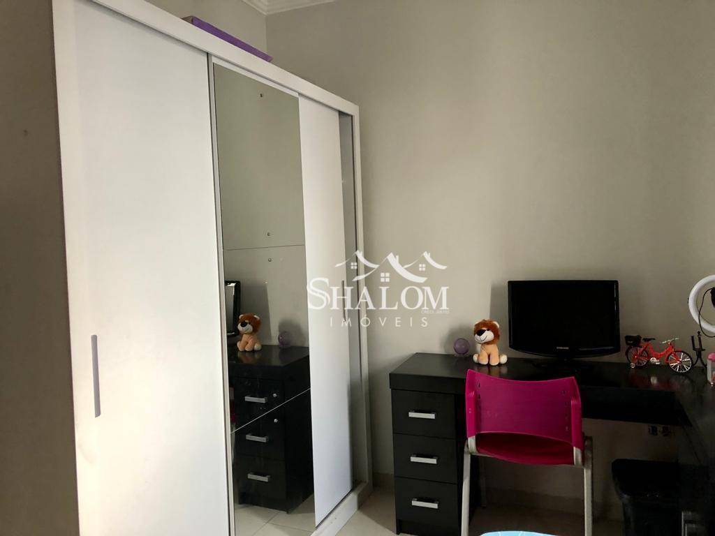 Sobrado à venda com 3 quartos, 140m² - Foto 11