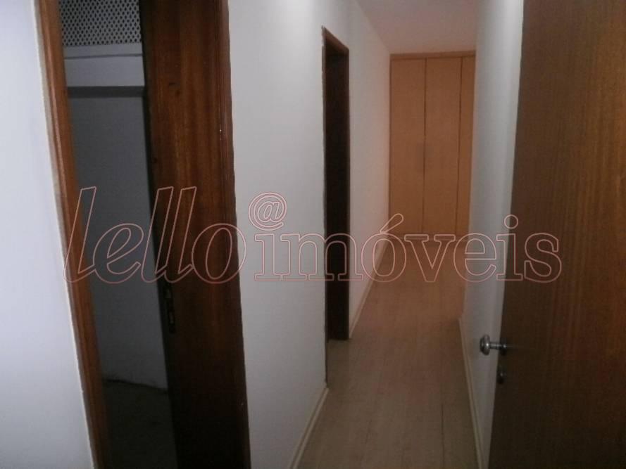 Apartamento para alugar com 4 quartos, 210m² - Foto 16