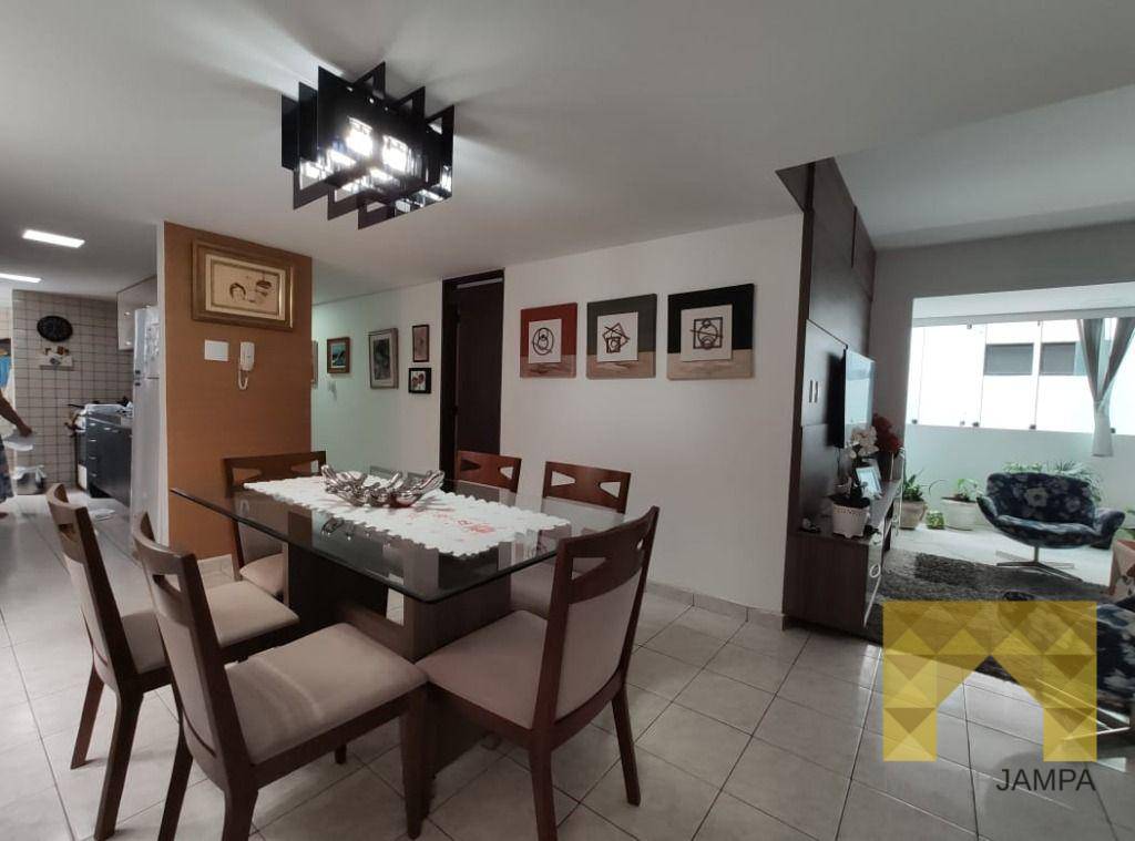 Apartamento à venda com 3 quartos, 180m² - Foto 5