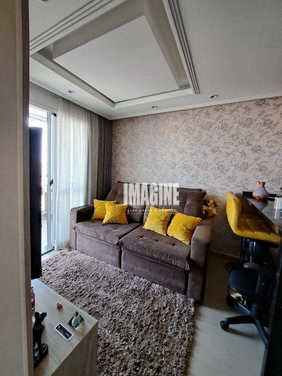 Apartamento à venda com 1 quarto, 33m² - Foto 2