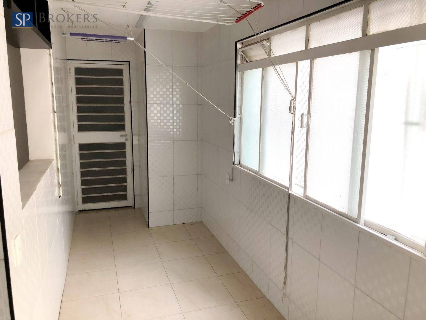 Apartamento para alugar com 3 quartos, 238m² - Foto 10