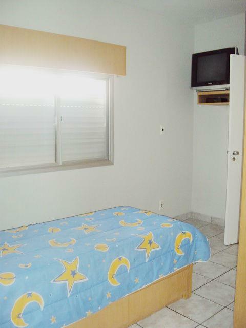 Apartamento à venda com 3 quartos, 140m² - Foto 12