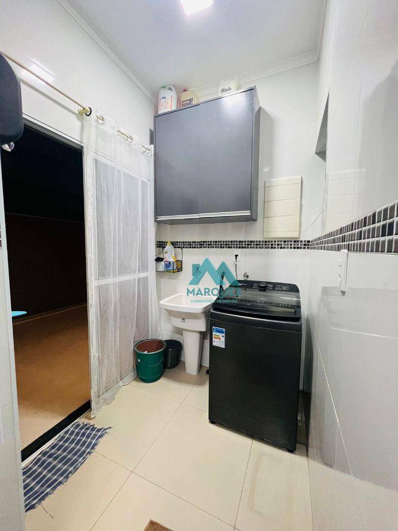 Casa à venda com 3 quartos, 170m² - Foto 15