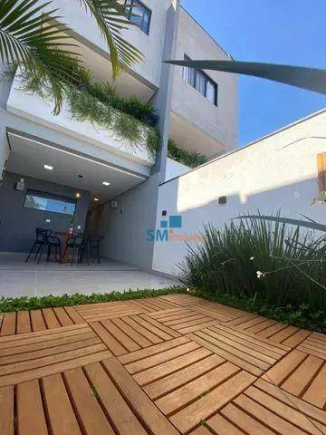 Casa à venda com 3 quartos, 208m² - Foto 10