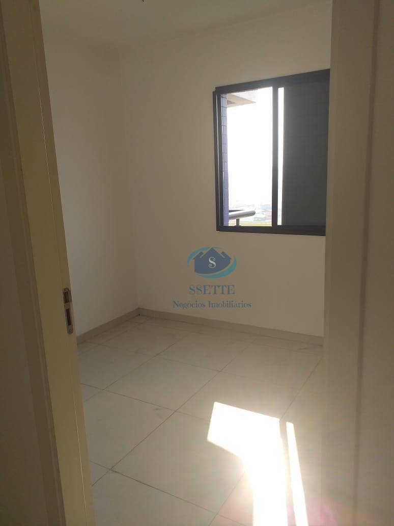 Apartamento à venda com 2 quartos, 68m² - Foto 9