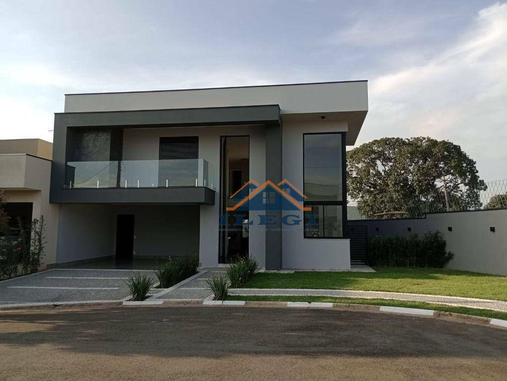 Casa de Condomínio à venda com 3 quartos, 230m² - Foto 1