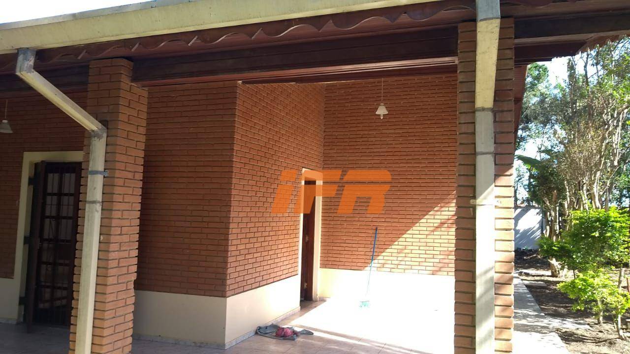 Chácara à venda com 4 quartos, 147m² - Foto 13