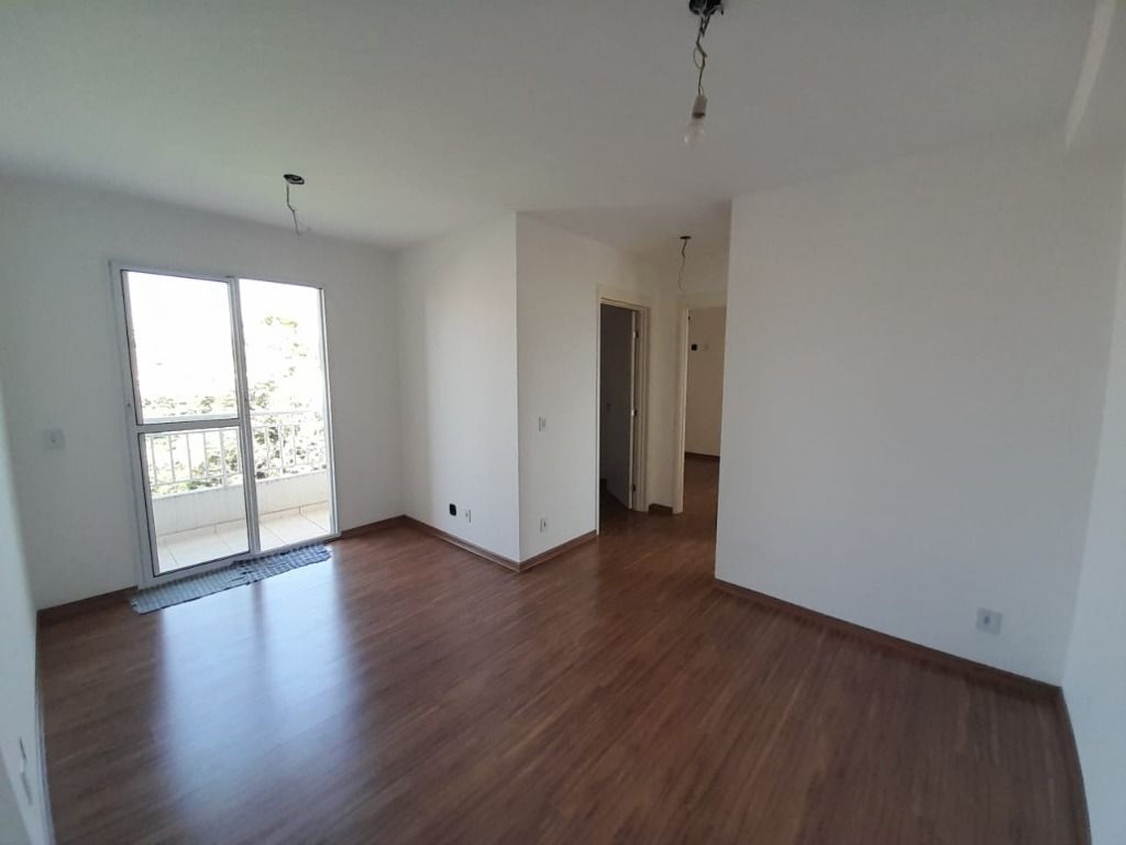 Apartamento à venda com 2 quartos, 55m² - Foto 1