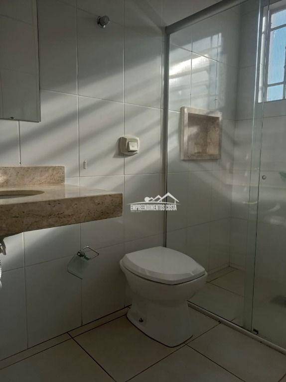 Casa à venda e aluguel com 3 quartos, 154m² - Foto 29