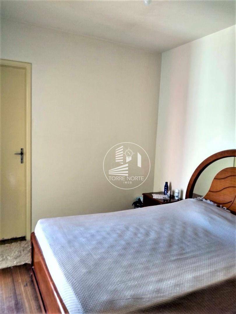 Apartamento à venda com 3 quartos, 97m² - Foto 7