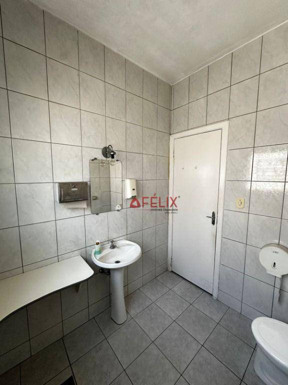 Casa à venda e aluguel, 215m² - Foto 8