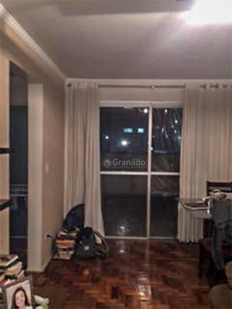 Apartamento à venda com 2 quartos, 70m² - Foto 8