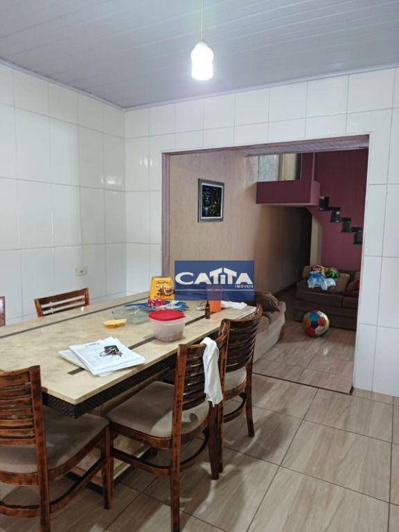 Sobrado à venda com 8 quartos, 300m² - Foto 6