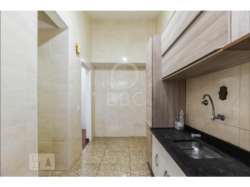 Casa para alugar com 3 quartos, 144m² - Foto 11