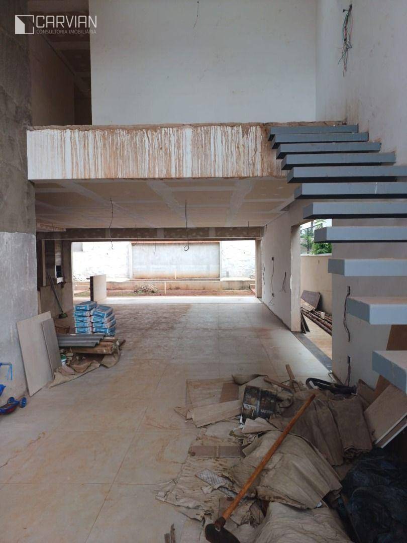 Casa de Condomínio à venda com 3 quartos, 290m² - Foto 3