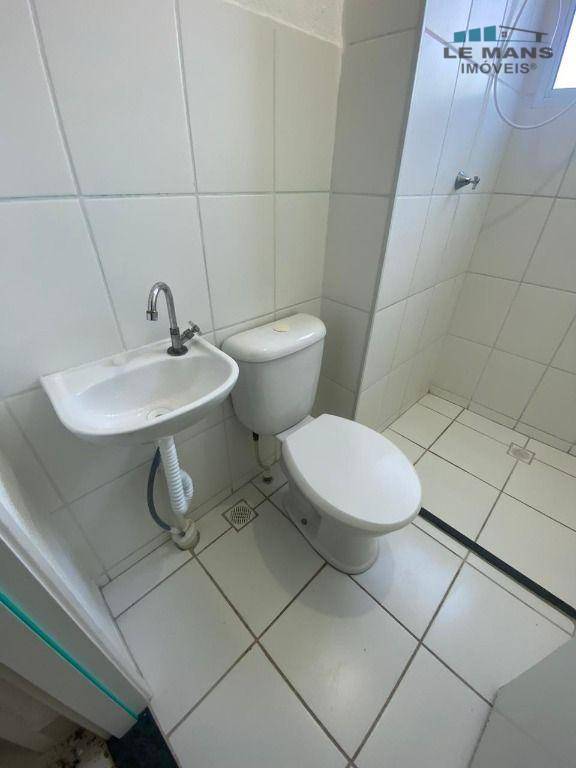 Apartamento para alugar com 2 quartos, 39m² - Foto 8