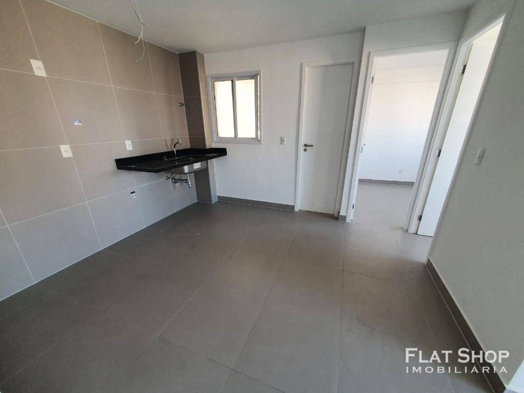 Apartamento à venda com 2 quartos, 47m² - Foto 14