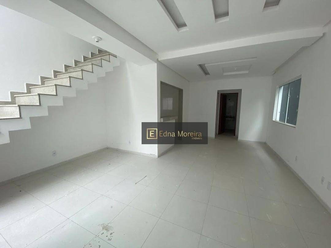 Casa à venda com 4 quartos, 150m² - Foto 13