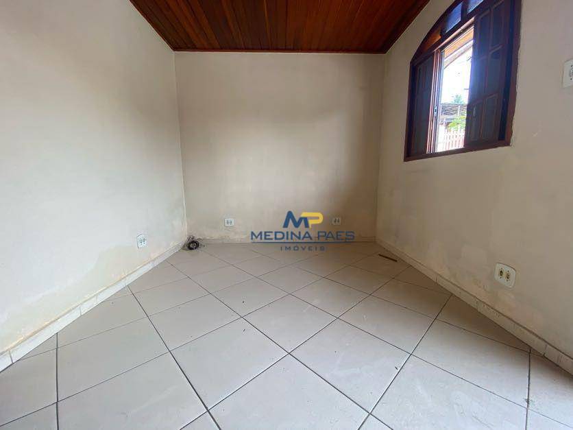 Casa à venda com 2 quartos, 64m² - Foto 2