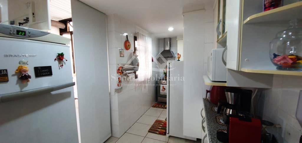 Apartamento à venda com 3 quartos, 90m² - Foto 18