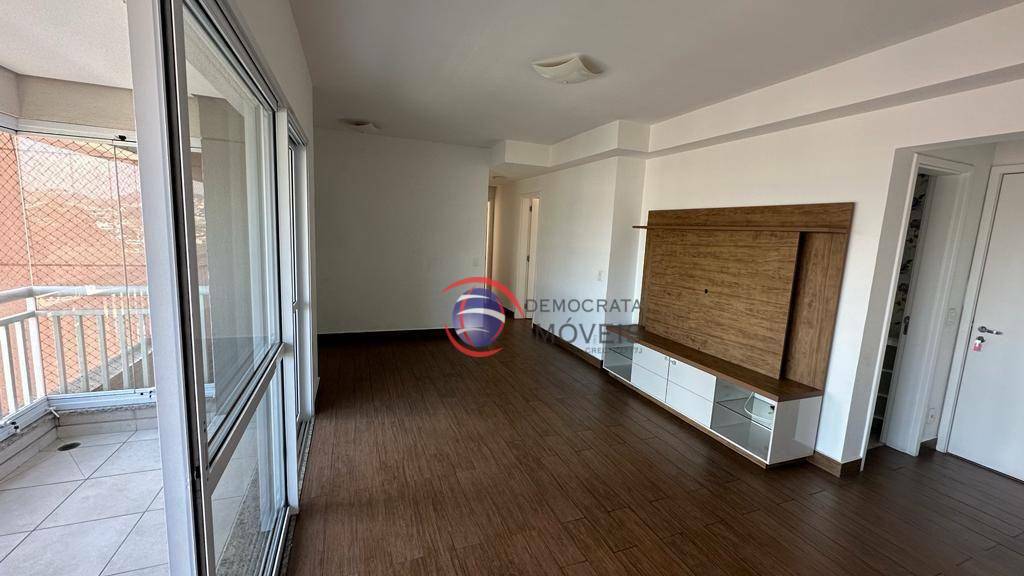 Apartamento à venda com 3 quartos, 107m² - Foto 17