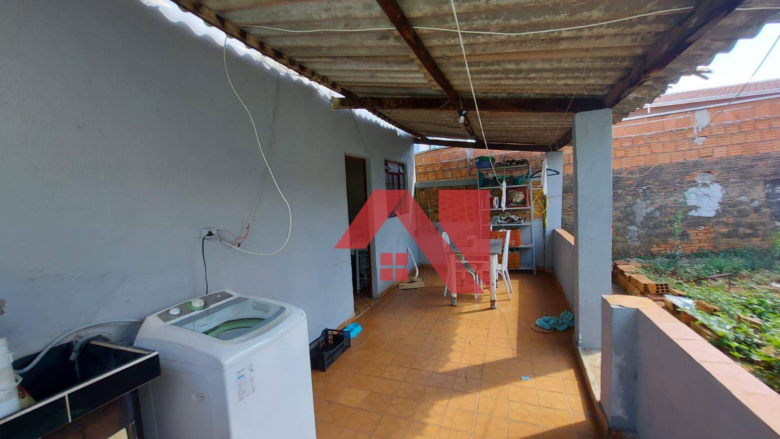 Casa à venda com 2 quartos, 120m² - Foto 9