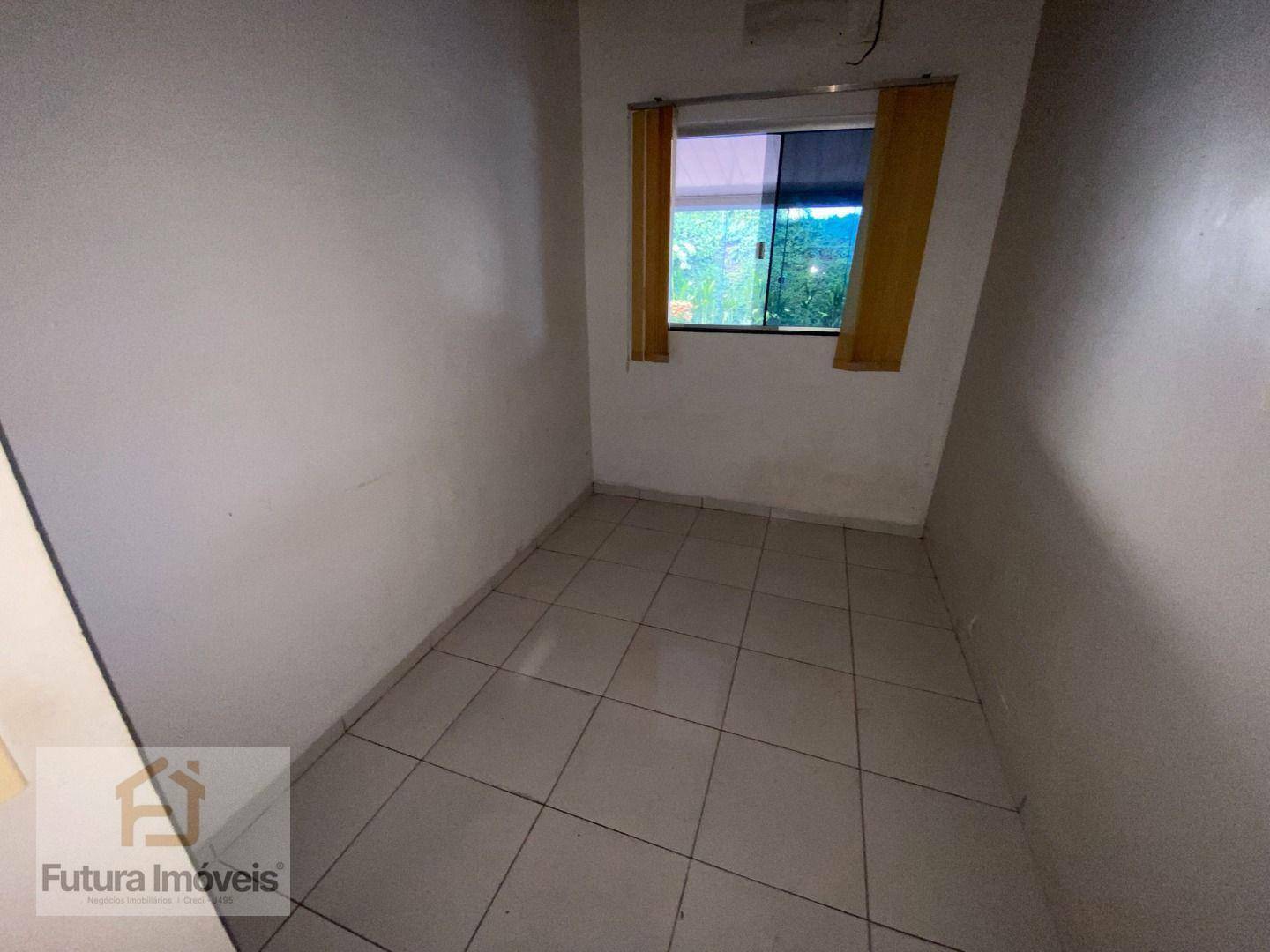 Casa para alugar com 3 quartos, 200m² - Foto 18