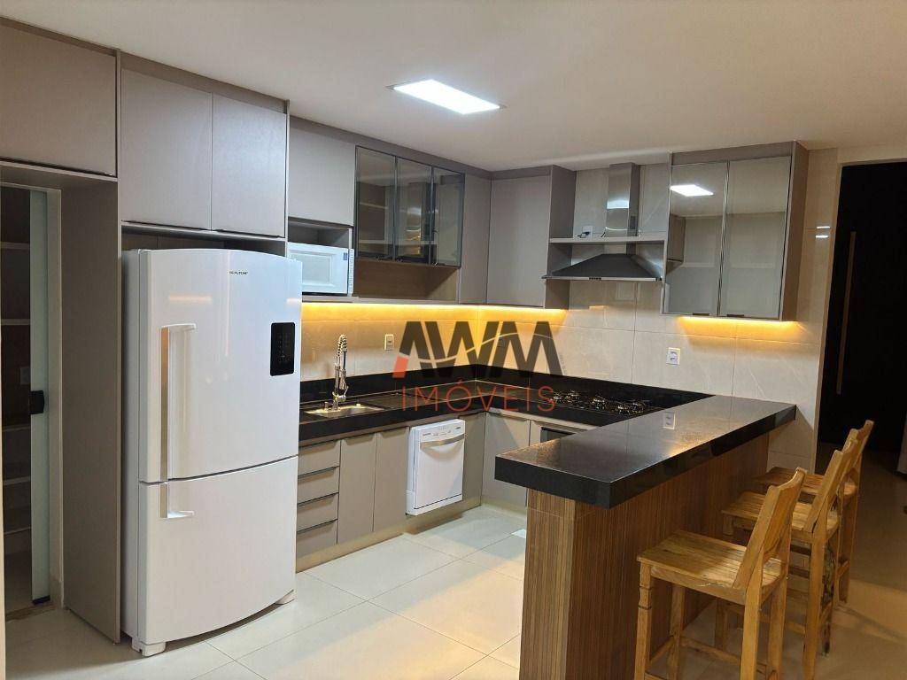 Casa de Condomínio à venda e aluguel com 4 quartos, 256m² - Foto 9