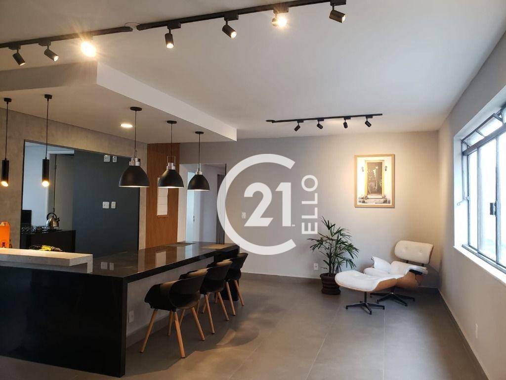 Apartamento à venda com 3 quartos, 150m² - Foto 2