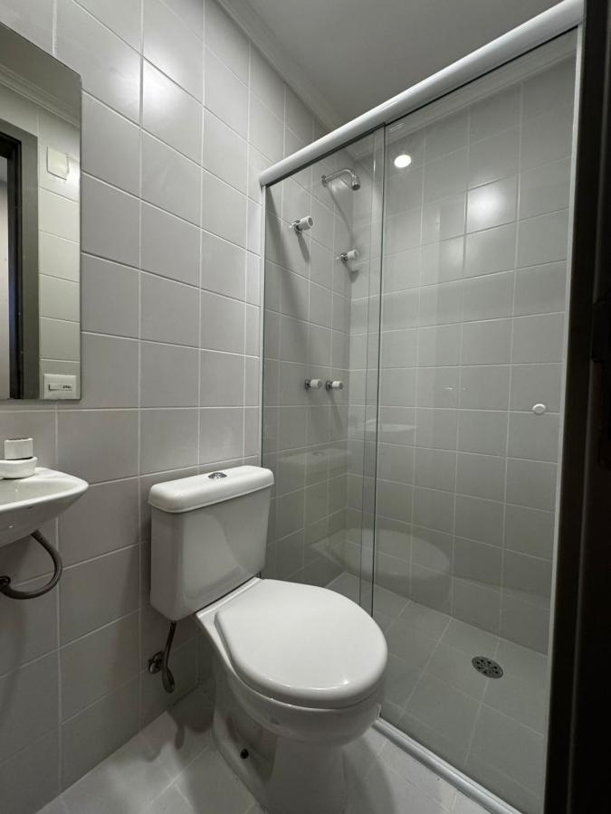 Apartamento para alugar com 3 quartos, 139m² - Foto 11