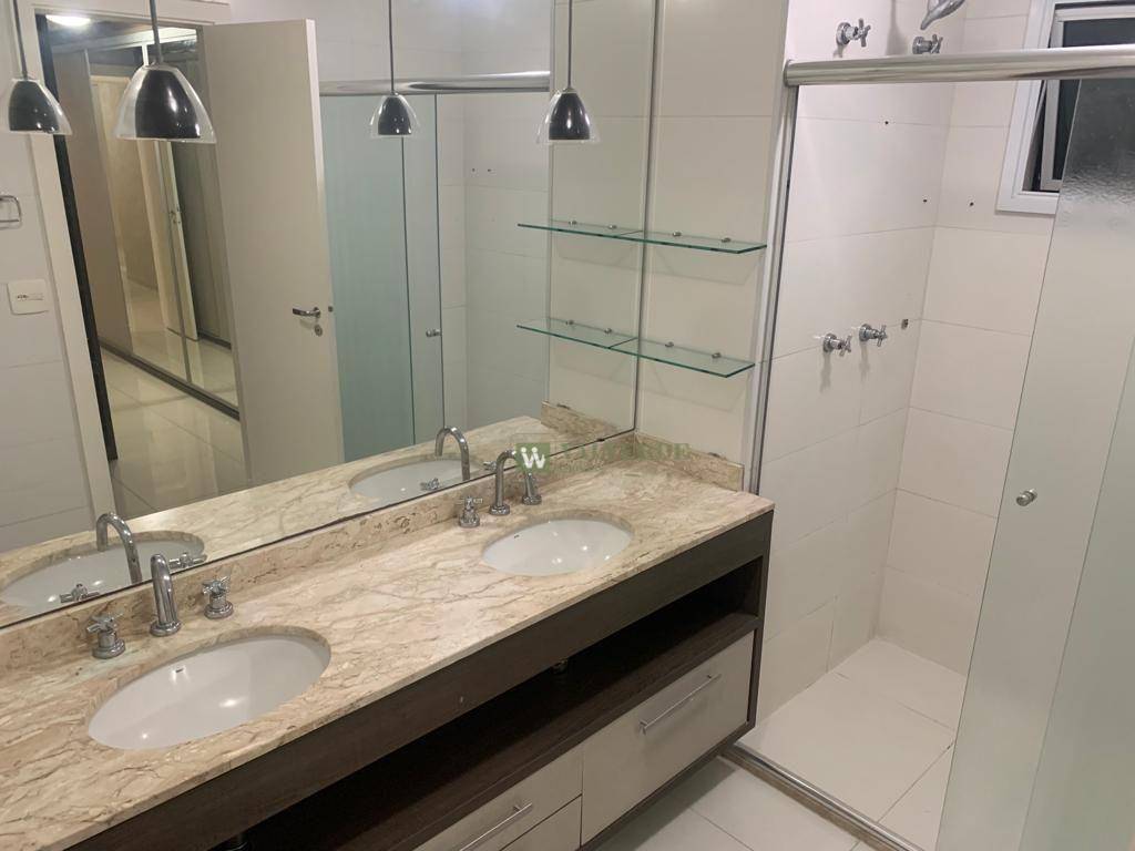 Apartamento à venda com 4 quartos, 233m² - Foto 13