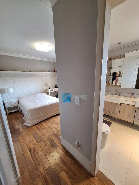 Apartamento à venda com 3 quartos, 194m² - Foto 31