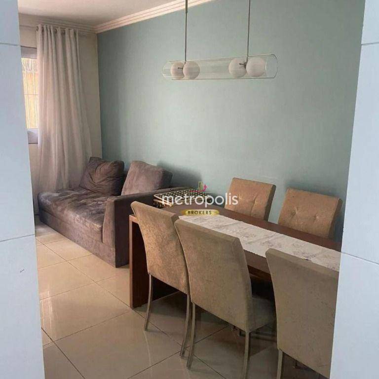 Sobrado à venda com 2 quartos, 62m² - Foto 1