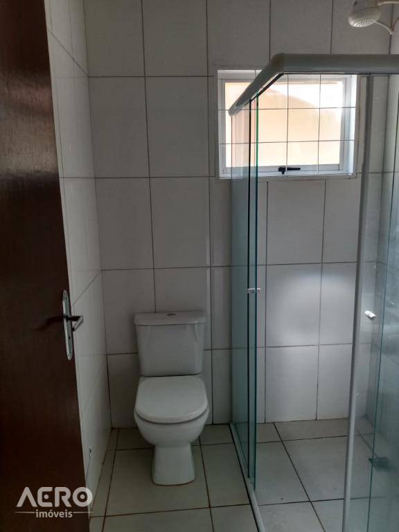 Casa à venda com 2 quartos, 130m² - Foto 16