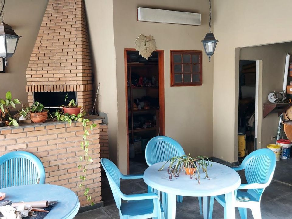 Casa de Condomínio à venda com 4 quartos, 360m² - Foto 8