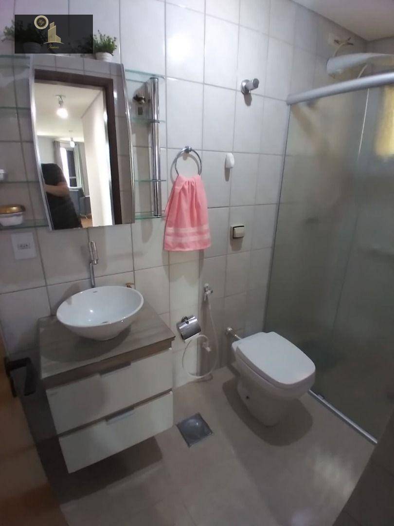 Apartamento à venda com 3 quartos, 107m² - Foto 10