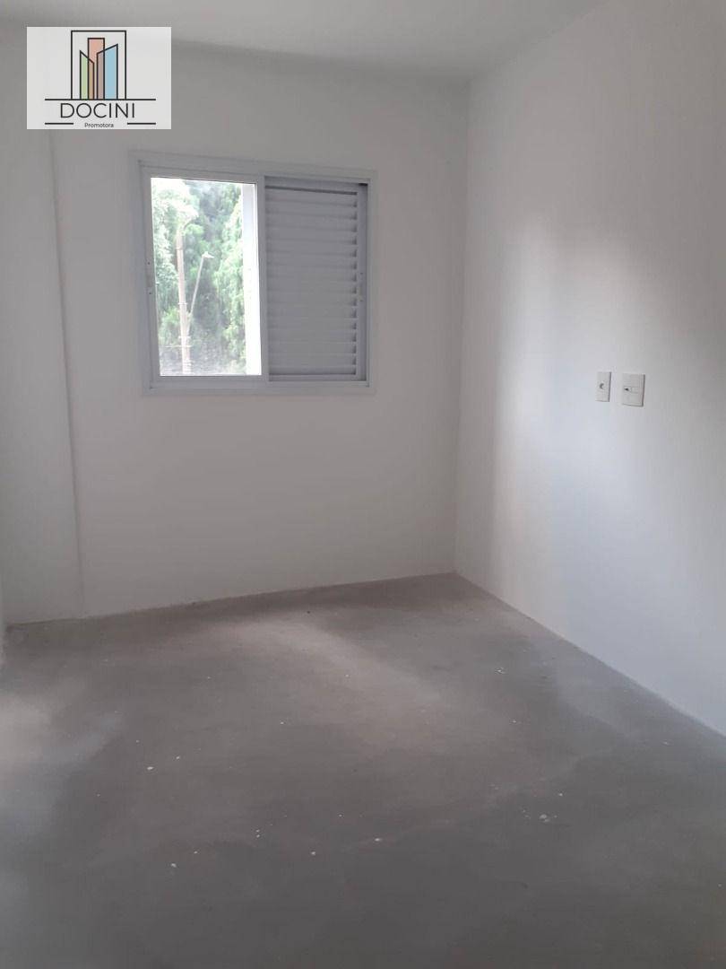 Apartamento à venda com 2 quartos, 65m² - Foto 19