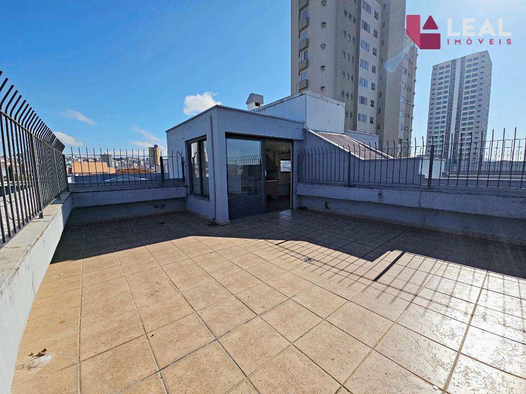 Apartamento para alugar com 3 quartos, 130m² - Foto 32