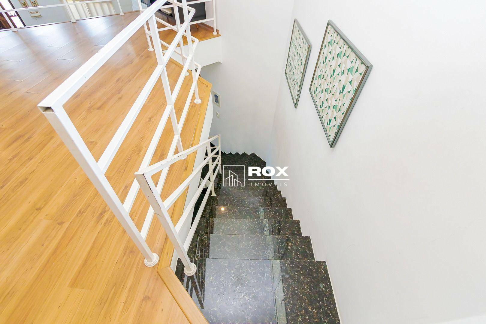 Casa para alugar com 4 quartos, 362m² - Foto 27