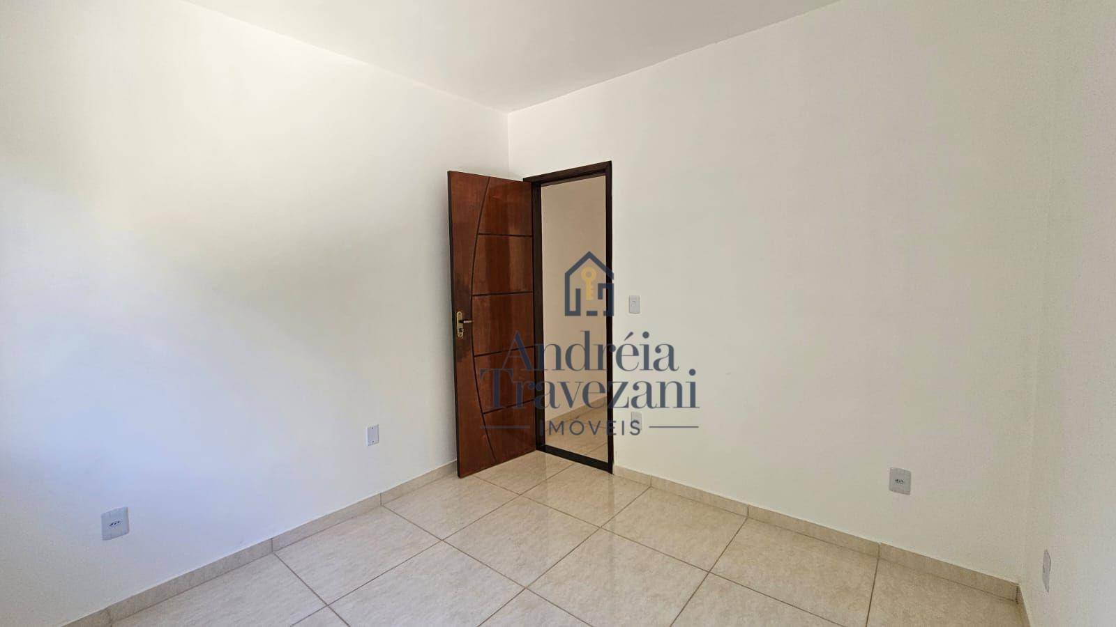 Casa à venda com 3 quartos, 100m² - Foto 14