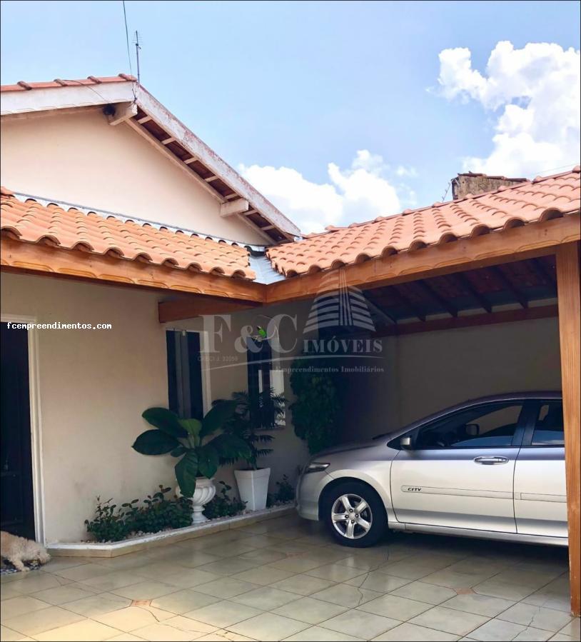 Casa à venda com 3 quartos, 265m² - Foto 8