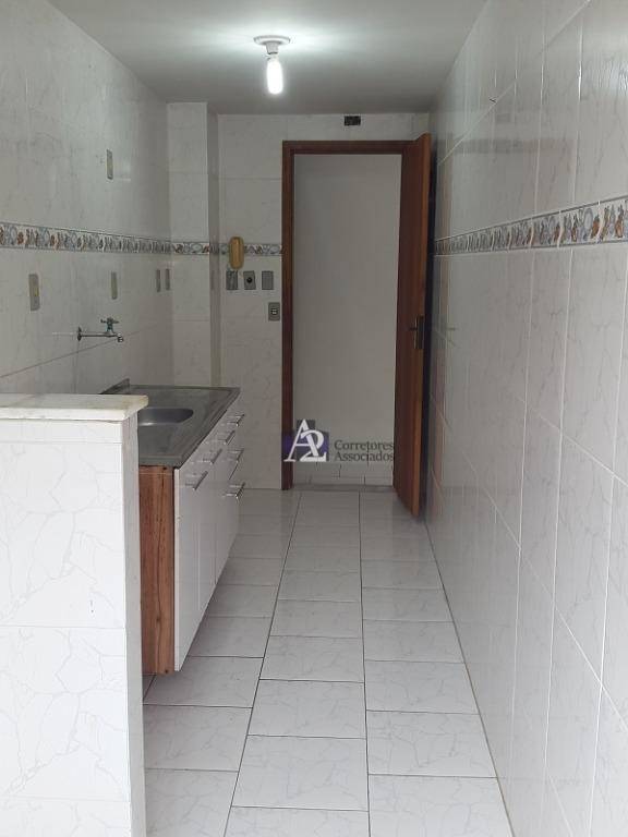 Apartamento à venda com 2 quartos, 59m² - Foto 17