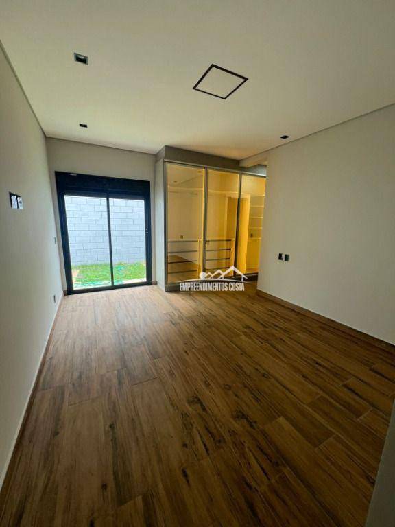 Casa de Condomínio à venda com 3 quartos, 206m² - Foto 15