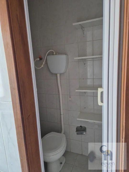 Apartamento à venda com 2 quartos, 71m² - Foto 2