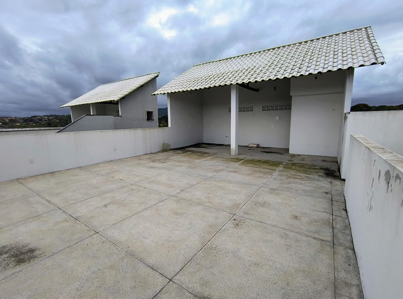 Casa à venda com 2 quartos, 250m² - Foto 10