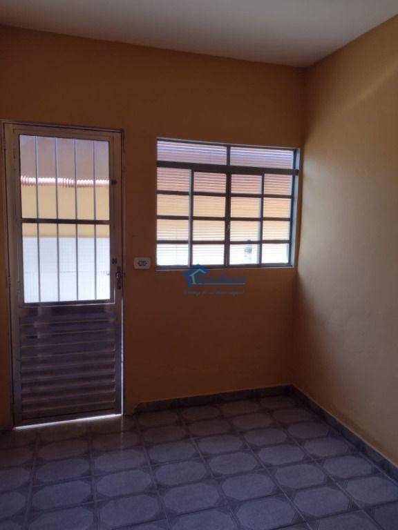 Casa à venda com 2 quartos, 100m² - Foto 5