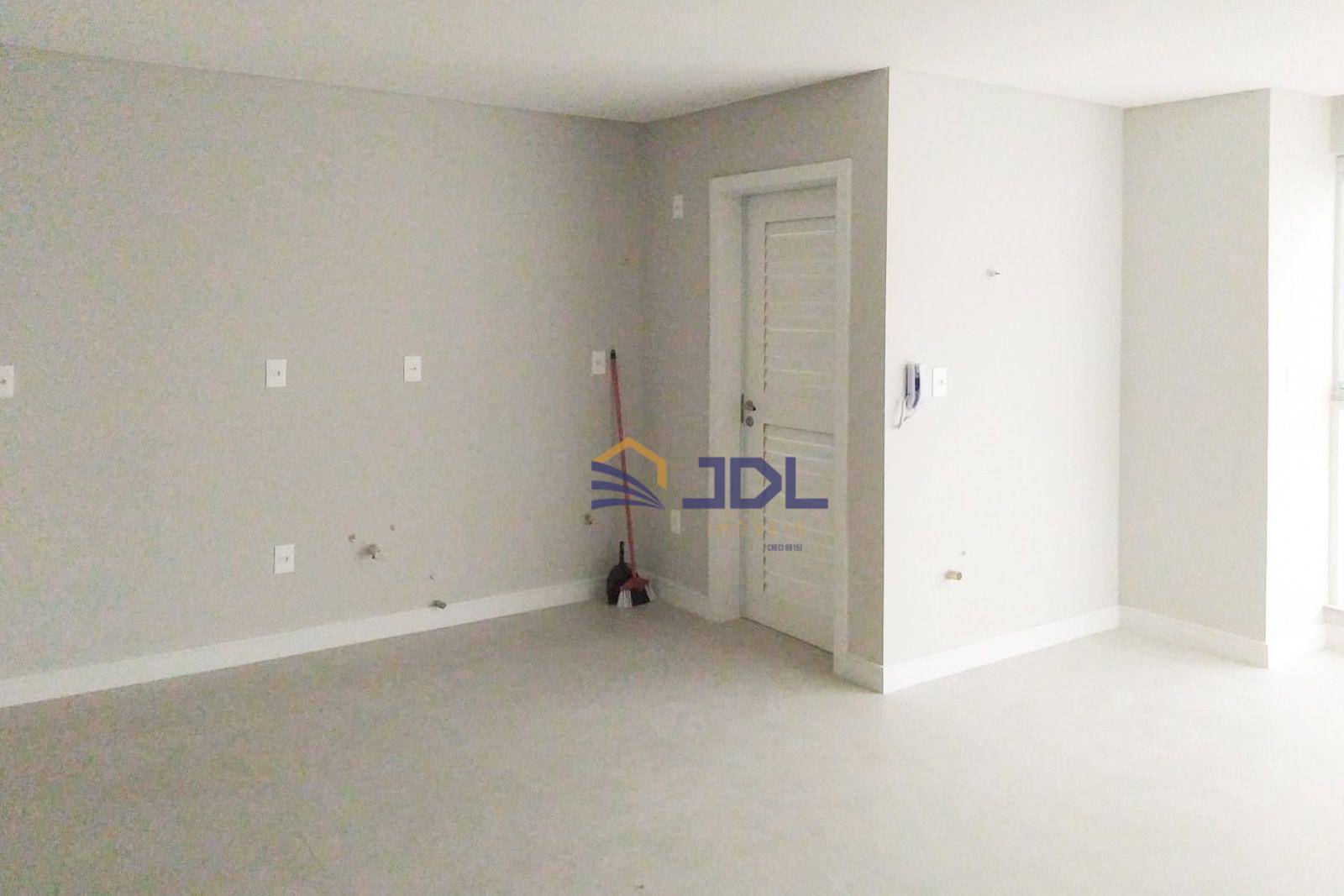 Apartamento à venda com 3 quartos, 100m² - Foto 6