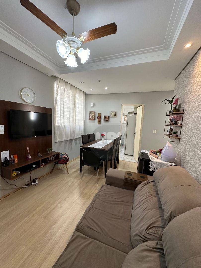 Apartamento à venda com 2 quartos, 52m² - Foto 2