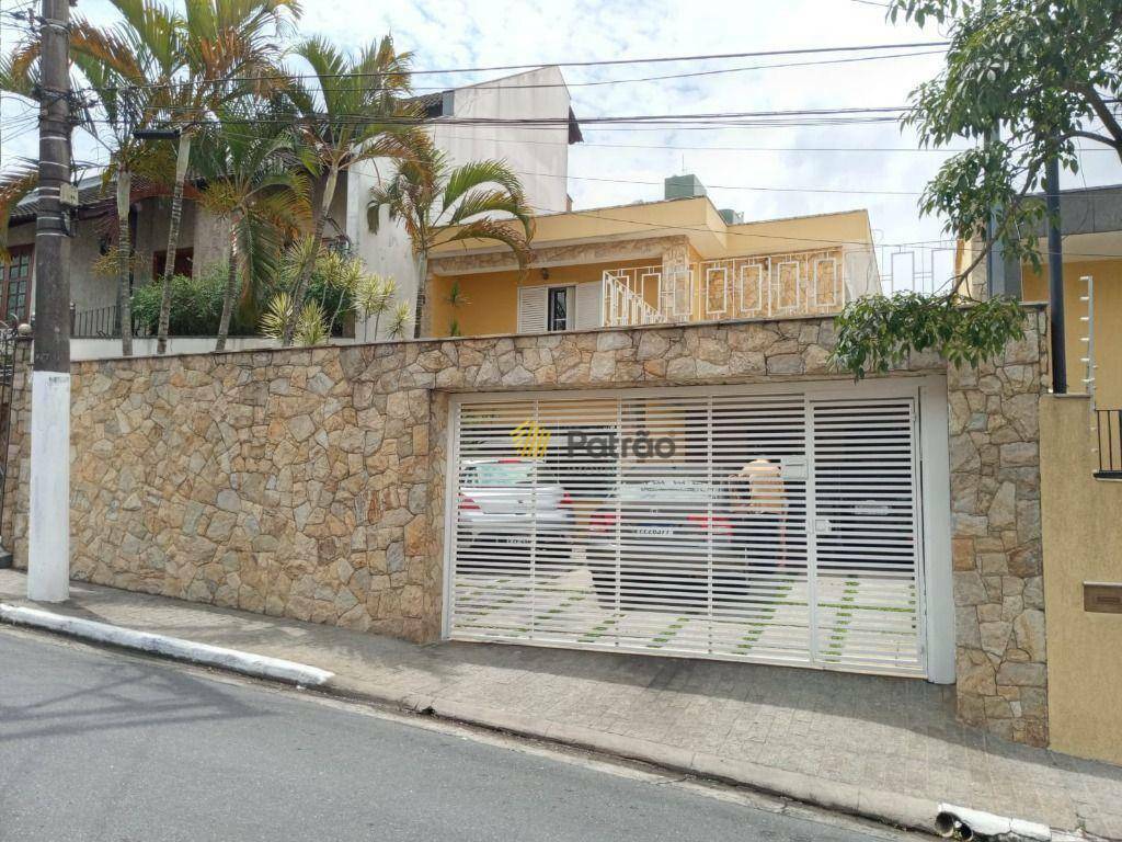 Sobrado à venda com 3 quartos, 500m² - Foto 1