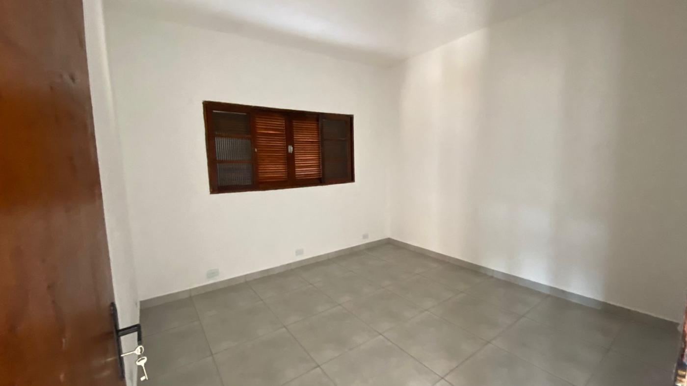 Casa à venda com 2 quartos, 250m² - Foto 13